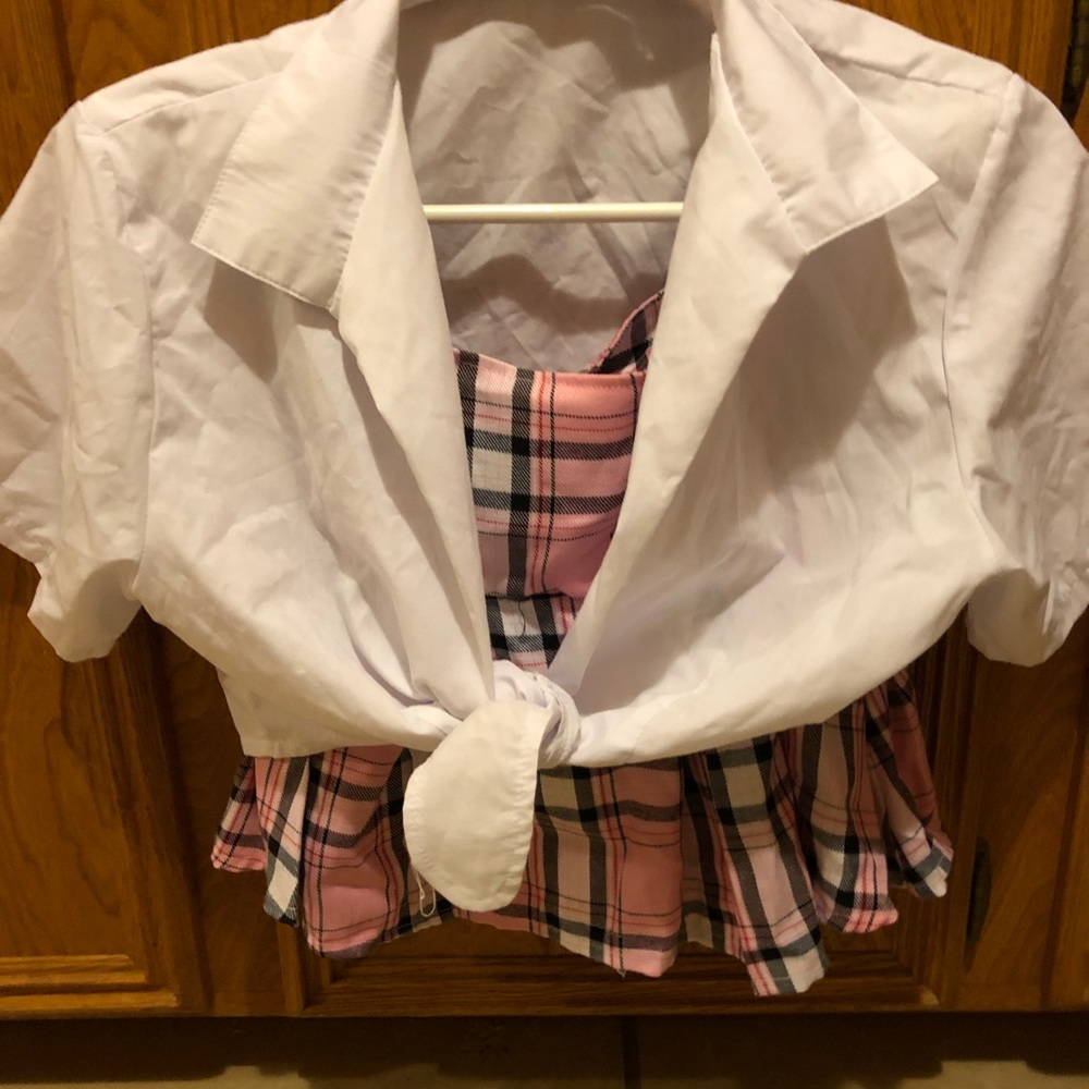 Costume